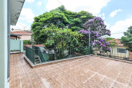 Casa à venda com 215m², 4 quartos e 2 vagasVaranda