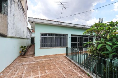 Casa à venda com 215m², 4 quartos e 2 vagasVaranda