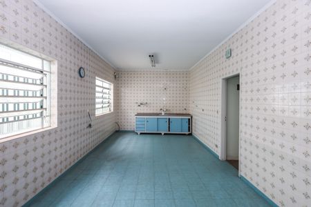 Casa à venda com 215m², 4 quartos e 2 vagasCozinha