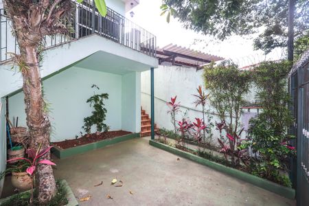 Casa à venda com 215m², 4 quartos e 2 vagasFachada Interna