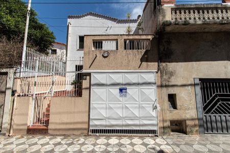 Casa para alugar com 55m², 1 quarto e 1 vaga Casa para alugar com 55m², 1 quarto e 1 vagaFachada