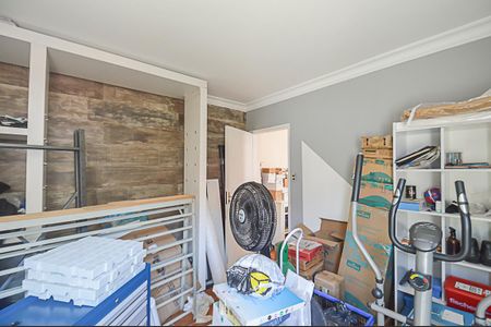 Casa à venda com 237m², 3 quartos e 3 vagas Casa à venda com 237m², 3 quartos e 3 vagasQuarto 2