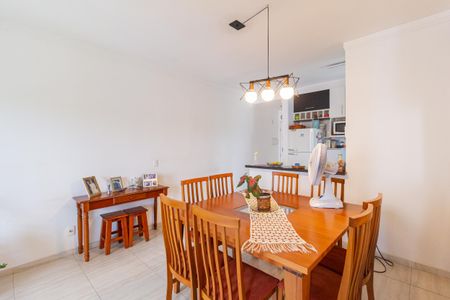 Apartamento para alugar com 75m², 2 quartos e 1 vaga Apartamento para alugar com 75m², 2 quartos e 1 vagaSala