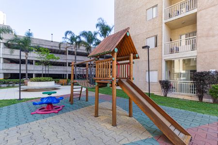 Apartamento à venda com 75m², 2 quartos e 1 vagaÁrea comum - Playground