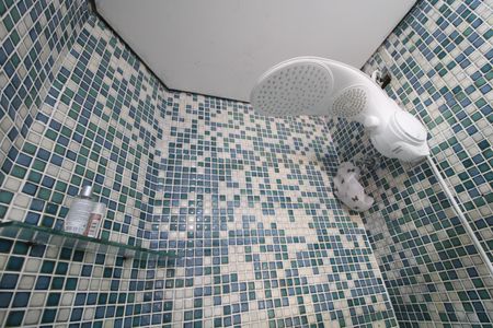 Banheiro da suíte de casa à venda com 3 quartos, 113m² em Vila Campo Grande, São Paulo