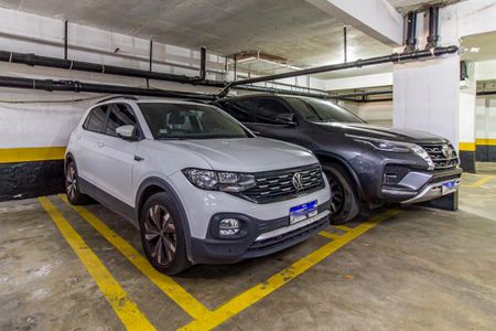 Apartamento à venda com 112m², 2 quartos e 1 vaga Apartamento à venda com 112m², 2 quartos e 1 vagaGaragem