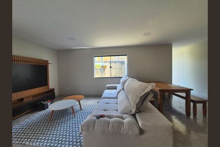 Casa de condomínio à venda com 204m², 2 quartos e 2 vagasSala