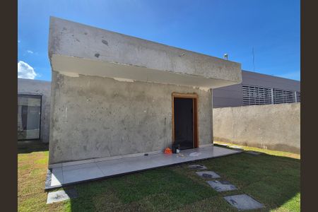 Casa de condomínio à venda com 204m², 2 quartos e 2 vagasVaranda