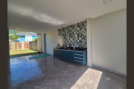 Casa de condomínio à venda com 204m², 2 quartos e 2 vagasÁrea de Serviço