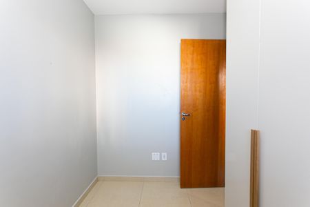 Apartamento à venda com 48m², 2 quartos e 1 vagaQuarto 2