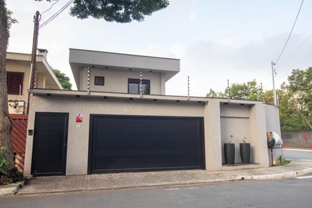 Casa à venda com 180m², 3 quartos e 2 vagasFachada