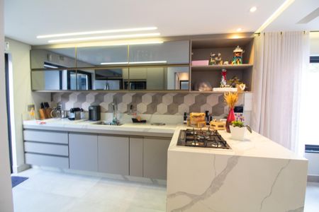 Casa à venda com 180m², 3 quartos e 2 vagasCozinha