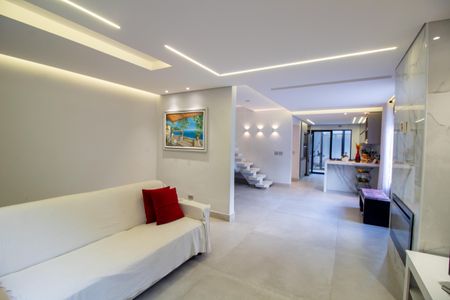 Casa à venda com 180m², 3 quartos e 2 vagasSala / Sala de Jantar