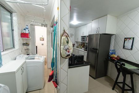 Apartamento à venda com 70m², 2 quartos e 1 vagaÁrea de serviço