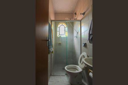 Casa à venda com 142m², 5 quartos e 3 vagasBanheiro - Casa 1