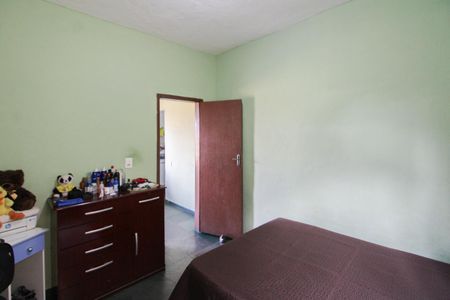 Casa à venda com 142m², 5 quartos e 3 vagasQuarto 2 - Casa 1