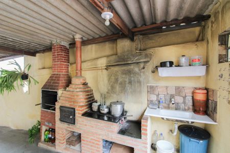 Casa à venda com 142m², 5 quartos e 3 vagasEspaço Gourmet