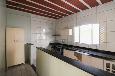 Casa à venda com 142m², 5 quartos e 3 vagasCozinha - Casa 2