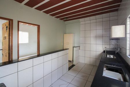 Casa à venda com 142m², 5 quartos e 3 vagasCozinha - Casa 2
