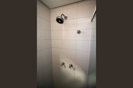 Apartamento para alugar com 58m², 2 quartos e 1 vaga Apartamento para alugar com 58m², 2 quartos e 1 vagaBanheiro da Suíte