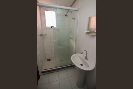Apartamento para alugar com 58m², 2 quartos e 1 vaga Apartamento para alugar com 58m², 2 quartos e 1 vagaBanheiro da Suíte