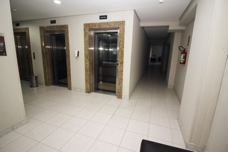 Apartamento para alugar com 58m², 2 quartos e 1 vaga Apartamento para alugar com 58m², 2 quartos e 1 vagaHall de entrada