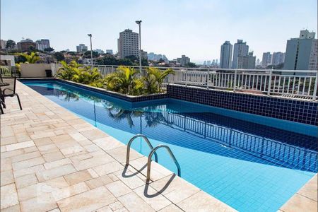 Apartamento à venda com 80m², 3 quartos e 2 vagas Apartamento à venda com 80m², 3 quartos e 2 vagasÁrea comum - Piscina