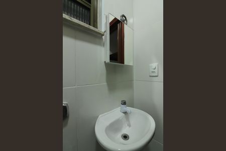 Casa para alugar com 270m², 4 quartos e 3 vagasBanheiro de serviço