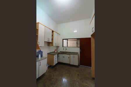 Casa para alugar com 270m², 4 quartos e 3 vagasCozinha