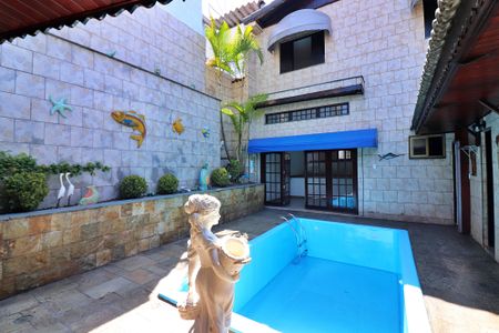 Casa para alugar com 270m², 4 quartos e 3 vagasPiscina