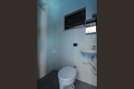 Casa para alugar com 270m², 4 quartos e 3 vagasBanheiro de serviço