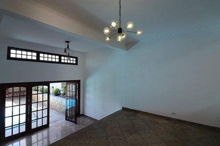 Casa para alugar com 270m², 4 quartos e 3 vagasSala 2