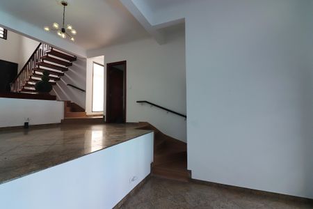 Casa para alugar com 270m², 4 quartos e 3 vagasSala 2