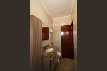 Casa para alugar com 270m², 4 quartos e 3 vagasBanheiro Social