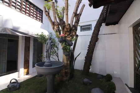 Casa para alugar com 270m², 4 quartos e 3 vagasÁrea externa