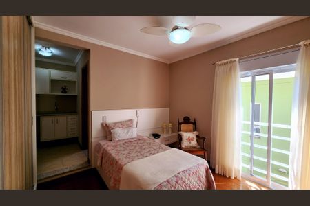 Casa de condomínio à venda com 412m², 6 quartos e 4 vagasQuarto 3