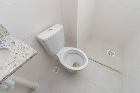 Apartamento à venda com 44m², 2 quartos e sem vaga Apartamento à venda com 44m², 2 quartos e sem vagaBanheiro da Suíte