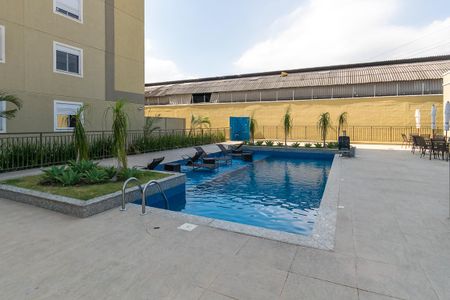 Apartamento à venda com 44m², 2 quartos e sem vaga Apartamento à venda com 44m², 2 quartos e sem vagaÁrea comum - Piscina