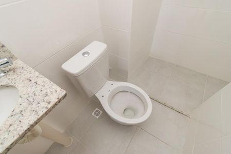 Apartamento à venda com 44m², 2 quartos e sem vaga Apartamento à venda com 44m², 2 quartos e sem vagaBanheiro Social