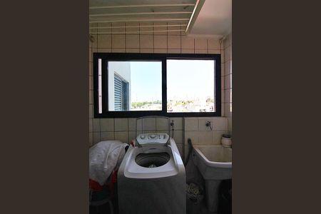 Apartamento à venda com 84m², 3 quartos e 1 vagaÁrea de Serviço