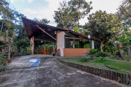 Casa de condomínio à venda com 595m², 4 quartos e 6 vagasCapela