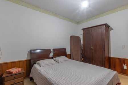 Casa de condomínio à venda com 595m², 4 quartos e 6 vagasSuíte 1