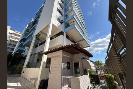 Apartamento à venda com 126m², 3 quartos e 1 vagaFachada e portaria