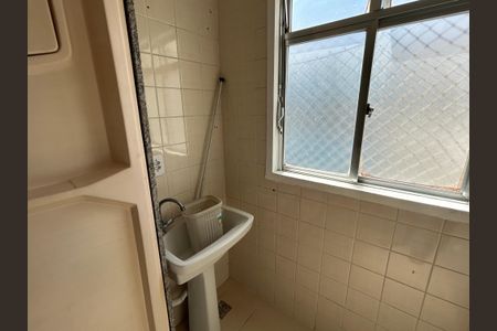 Apartamento à venda com 126m², 3 quartos e 1 vagaÁrea de Serviço