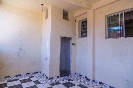 Casa para alugar com 130m², 2 quartos e sem vaga Casa para alugar com 130m², 2 quartos e sem vagaQuintal