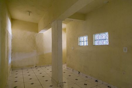 Casa para alugar com 130m², 2 quartos e sem vaga Casa para alugar com 130m², 2 quartos e sem vagaQuarto