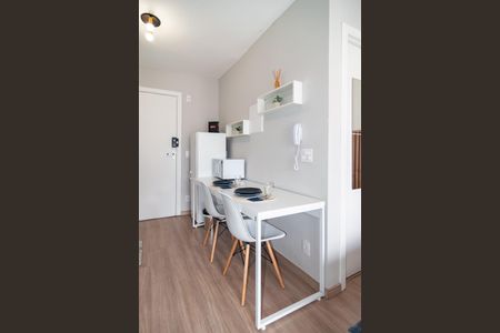 Studio para alugar com 26m², 0 quarto e 1 vaga Studio para alugar com 26m², 0 quarto e 1 vagaStudio
