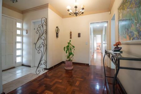 Casa de condomínio à venda com 198m², 3 quartos e 2 vagasHall de entrada