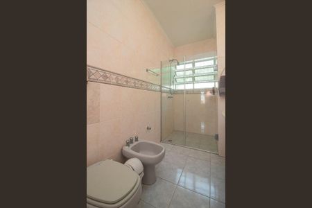 Casa de condomínio à venda com 198m², 3 quartos e 2 vagasBanheiro