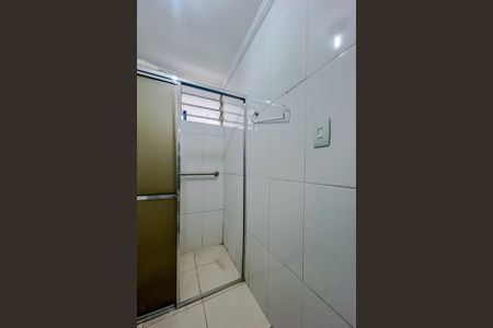 Apartamento para alugar com 45m², 2 quartos e sem vagaBanheiro